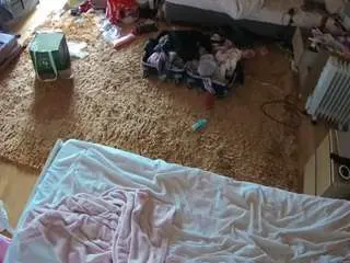 Camsoda Free Live Porn of voyeurcam-julmodels-whitebed-5