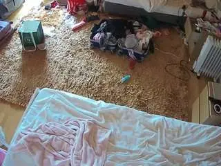 Camsoda Live Sex of voyeurcam-julmodels-whitebed-5