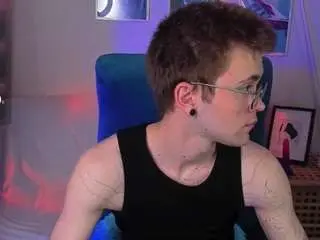 Camsoda Nude Webcam of tomasnorton