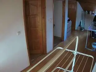 Camsoda Sex Cam of voyeurcam-julmodels-hall-2nd