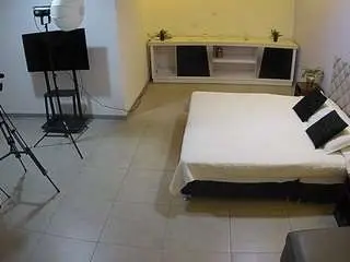 Camsoda Adult Webcams of voyeurcam-jb-office-1