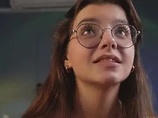 Camsoda Watch Live Sex Cams of eldagoldsmith