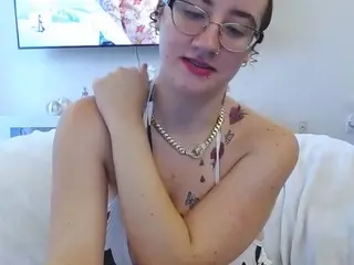 Camsoda Sex Cam of adafontaine18