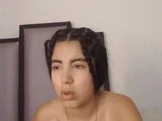 Camsoda Adult Video Chat of lucy-23