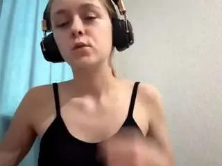 Camsoda Free Porn Cam of bellajeanfrancois