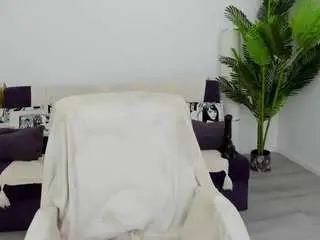 Camsoda Live Porn of karinnashine