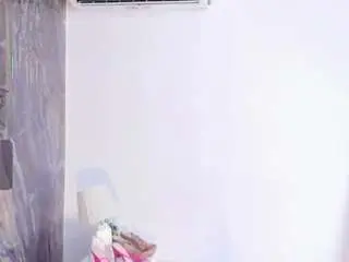 Camsoda Sex Chat of laurasaenz01