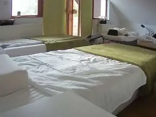 Camsoda Watch Live Sex Cams of voyeurcam-julmodels-bed-2
