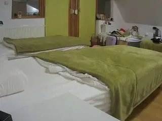 Camsoda Live Sex of voyeurcam-julmodels-bed-2