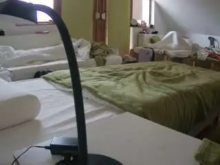 Camsoda Live Sex Cam of voyeurcam-julmodels-bed-2