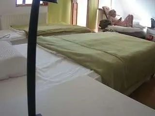 Camsoda Live Porn of voyeurcam-julmodels-bed-2