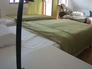 Camsoda Nude Webcam of voyeurcam-julmodels-bed-2