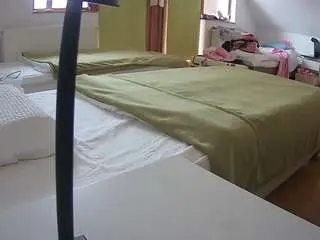 Camsoda Live Sex Cam of voyeurcam-julmodels-bed-2