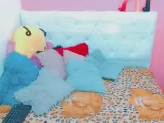 Camsoda Sex Cam of ariell-sweett