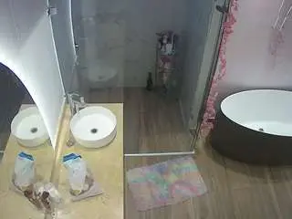Camsoda Private Sex Chat of voyeurcam-casa-salsa-bathroom-6