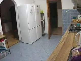 Camsoda Adult Webcam of voyeurcam-julmodels-kitchen