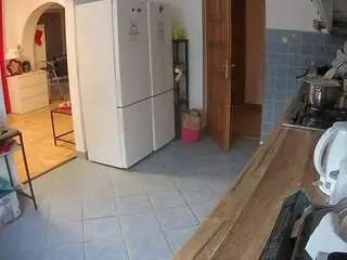 Camsoda Live Sex Cam of voyeurcam-julmodels-kitchen