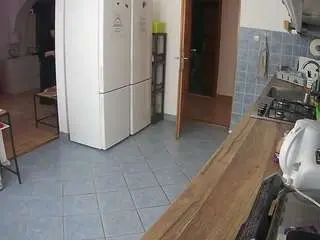 Camsoda Nude Webcam of voyeurcam-julmodels-kitchen