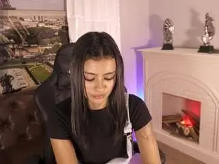 Camsoda Sex Chat of emiilieevaans