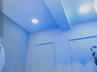 Camsoda Free Porn Cam of elisa-castrillon