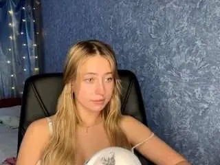 Camsoda Adult Video Chat of katiebeames