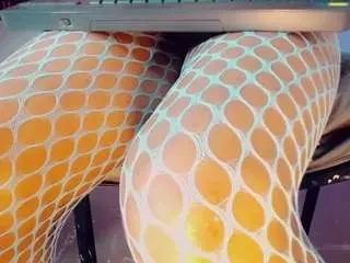 Camsoda Sex Cam of emeli-roushot