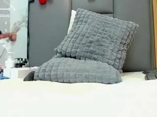 Camsoda Free Live Porn of isisleroy