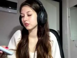 Camsoda Nude Webcam of noramitchell