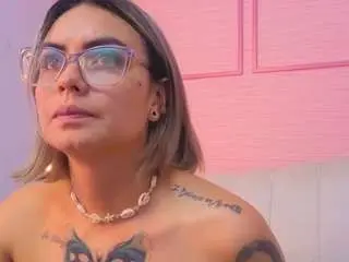 Camsoda Nude Webcam of zarcasutra-t