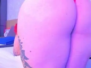 Camsoda Free Porn Cam of alanna-hank