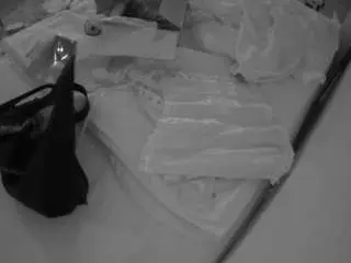 Camsoda Live Sex of voyeurcam-julmodels-whitebed-1