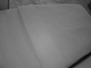 Camsoda Live Sex Cam of voyeurcam-julmodels-whitebed-1