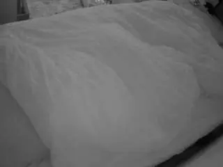 Camsoda Adult Webcams of voyeurcam-julmodels-whitebed-1