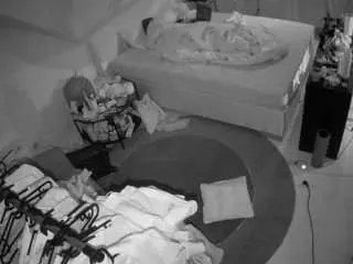 Camsoda Live Sex Cam of voyeurcam-julmodels-whitebed-1