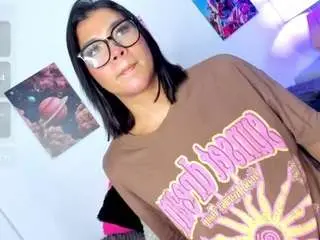 Camsoda Adult Webcam of camila-hott1