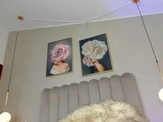 Camsoda Free Live Porn of saraa-blonde