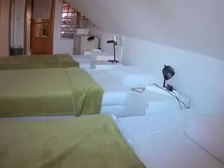 Camsoda Adult Webcams of voyeurcam-julmodels-bed-3