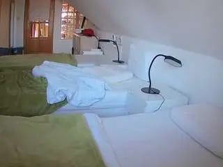 Camsoda Sex Chat of voyeurcam-julmodels-bed-3