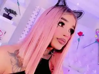 Camsoda Free Porn Cam of doll-swett