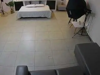 Camsoda Sex Cam of voyeurcam-jb-photo-studio