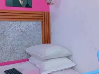 Camsoda Private Sex Chat of nia-evans