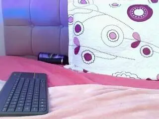 Camsoda Watch Live Sex Cams of samanta-pink