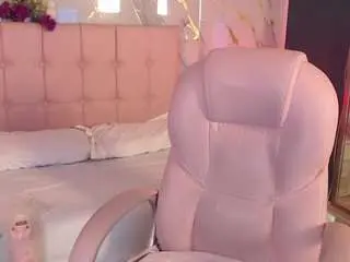 Camsoda Adult Webcams of red-kytty6
