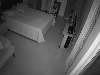 Camsoda Live Sex of voyeurcam-casa-salsa-bedroom-11