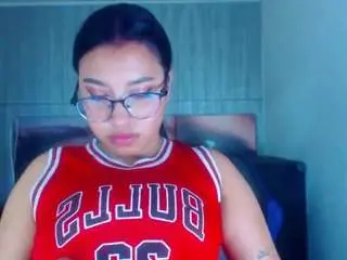 Camsoda Watch Live Sex Cams of susan-moore29