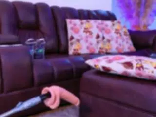 Camsoda Free Porn Cam of lara-giraldo