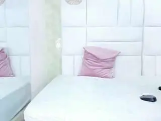 Camsoda Sex Cam of thalia-nichols