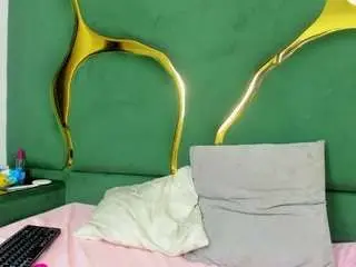 Camsoda Sex Cam of vanelin18