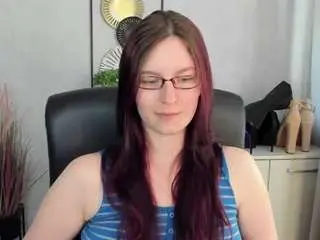 Camsoda Nude Webcam of emmatease94