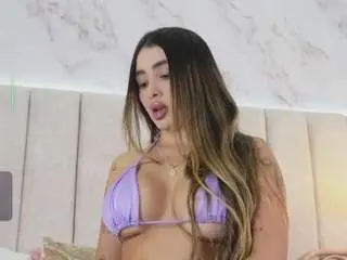 Camsoda Live Sex Cam of annyy-rosse